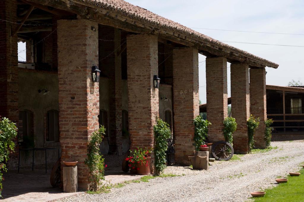 Agriturismo Fiamberta Bed & Breakfast Certosa di Pavia Ngoại thất bức ảnh