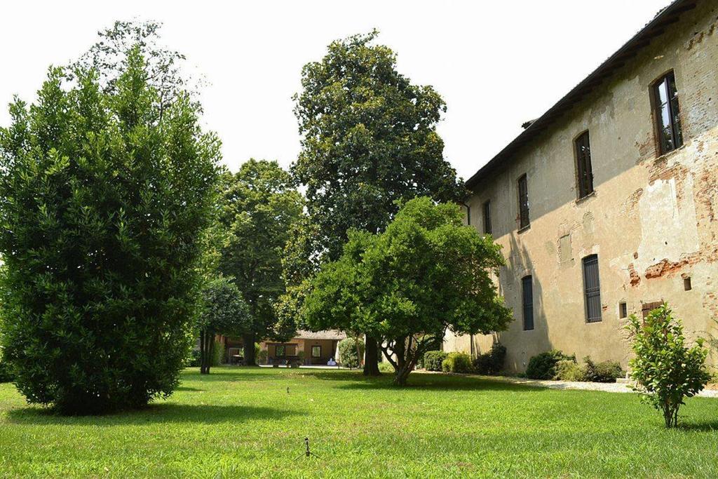Agriturismo Fiamberta Bed & Breakfast Certosa di Pavia Ngoại thất bức ảnh